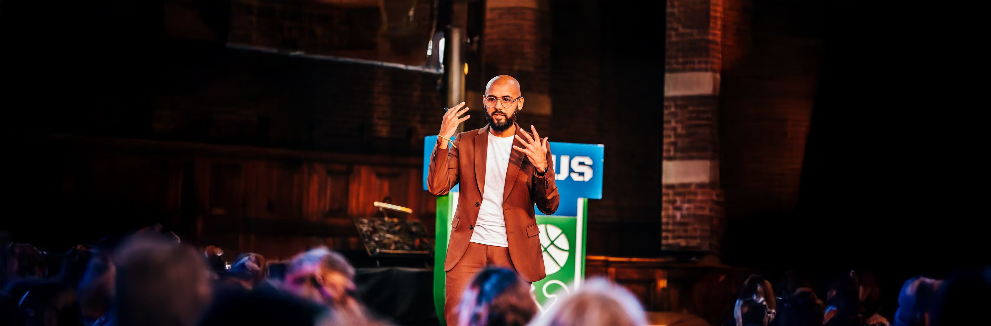 SPREKER OF DAGVOORZITTER BOEKEN?